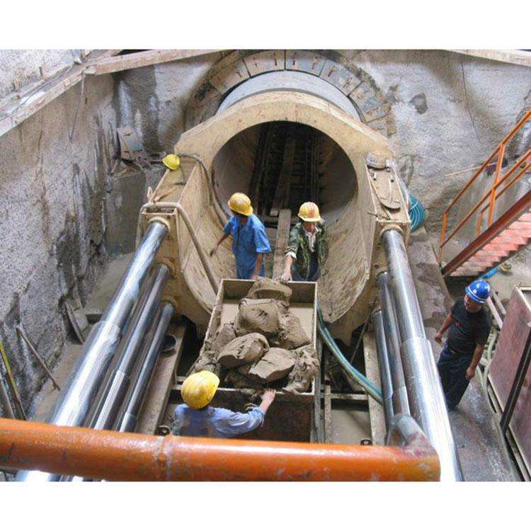 阿勒泰顶管施工技术管前挖土要求